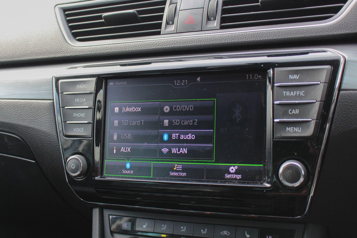 Used Skoda Superb 2017 for sale - 77838463: Photo 47