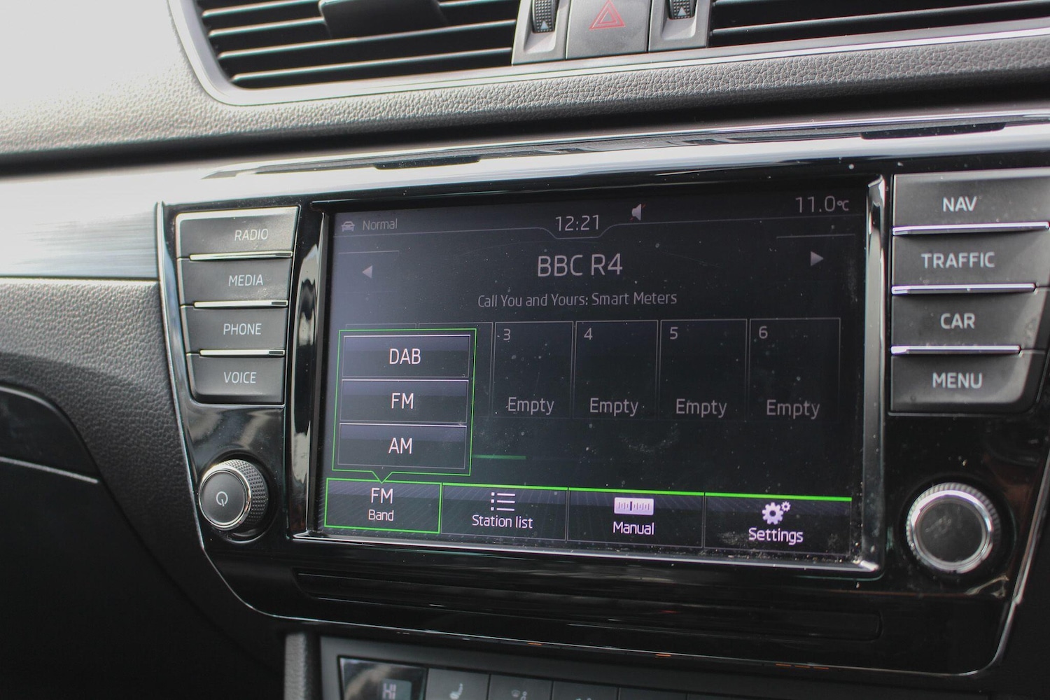 Used Skoda Superb 2017 for sale - 77838463: Photo 49