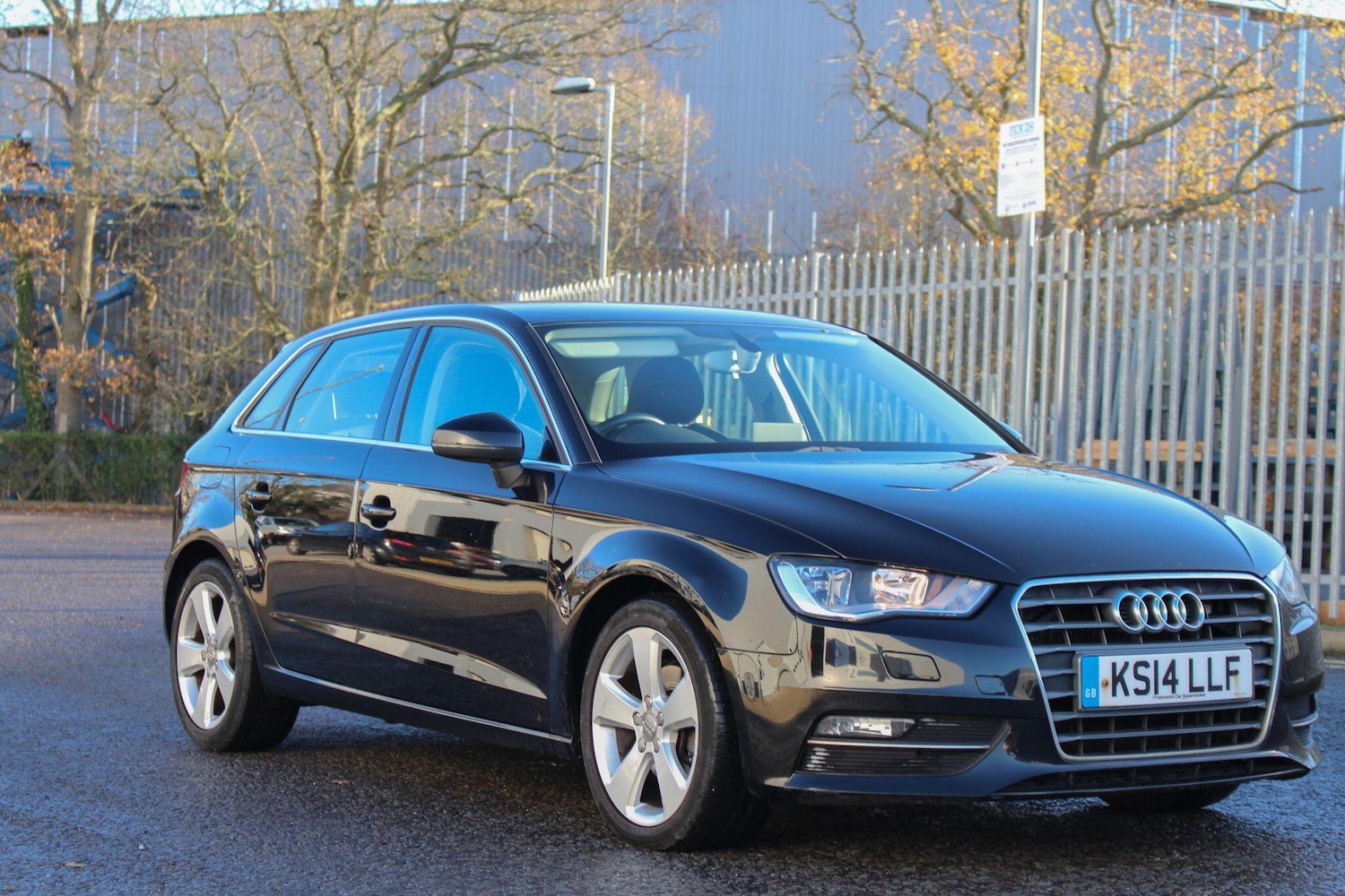 Used Audi A3 2014 for sale - 76935867: Photo 10