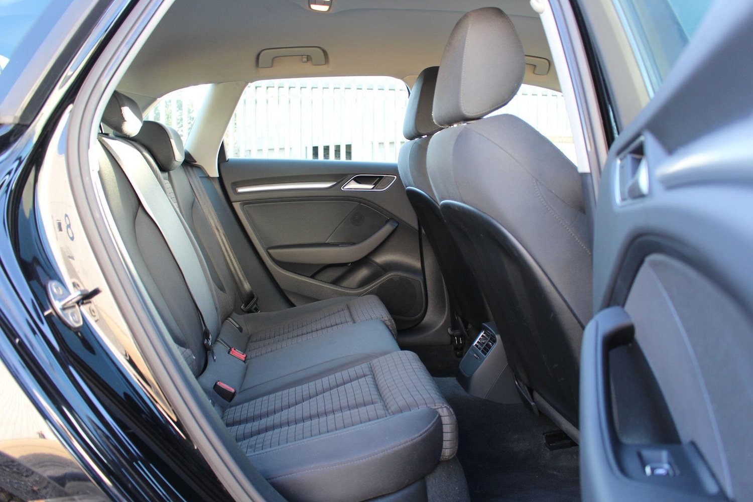 Used Audi A3 2014 for sale - 76935867: Photo 23