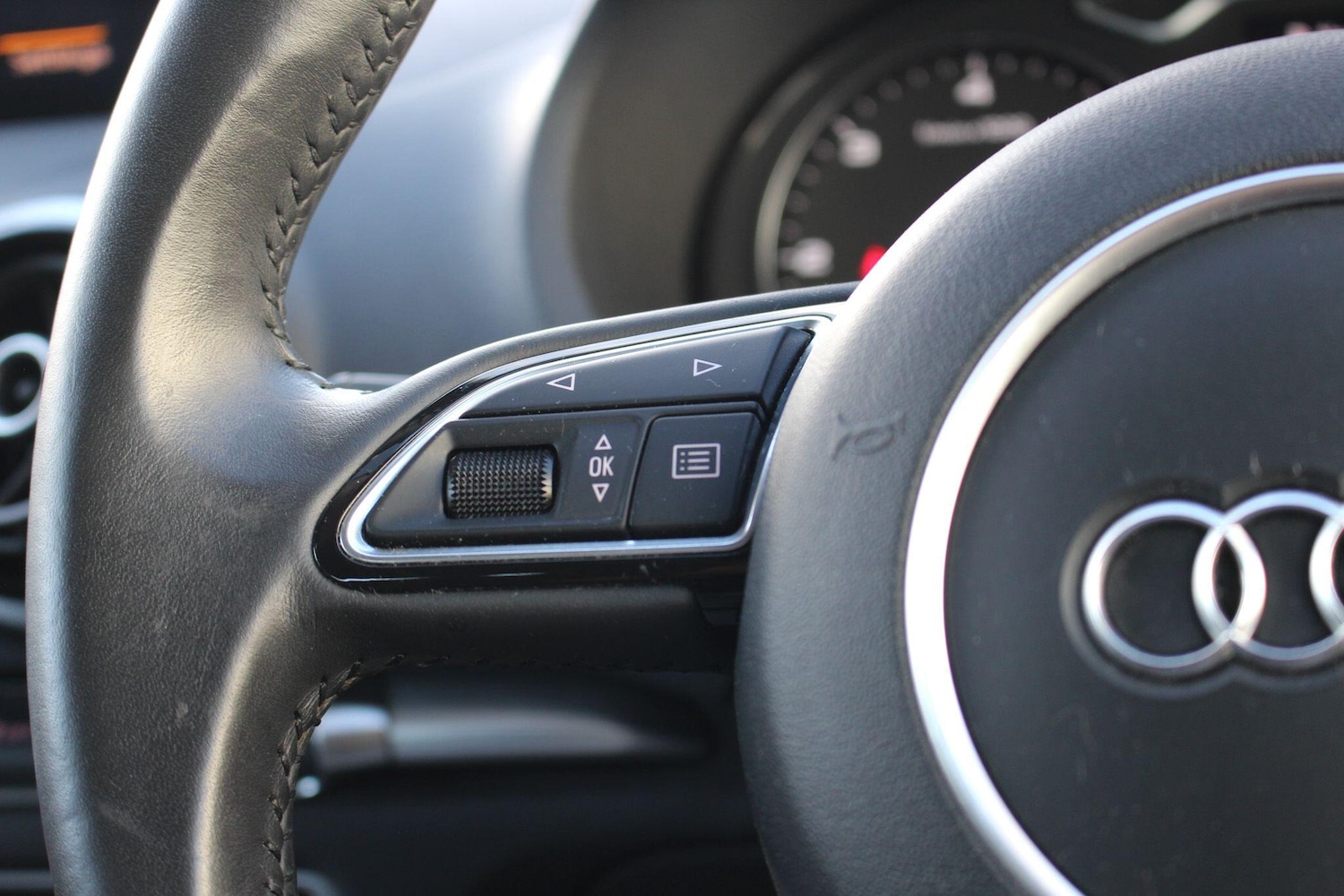 Used Audi A3 2014 for sale - 76935867: Photo 30