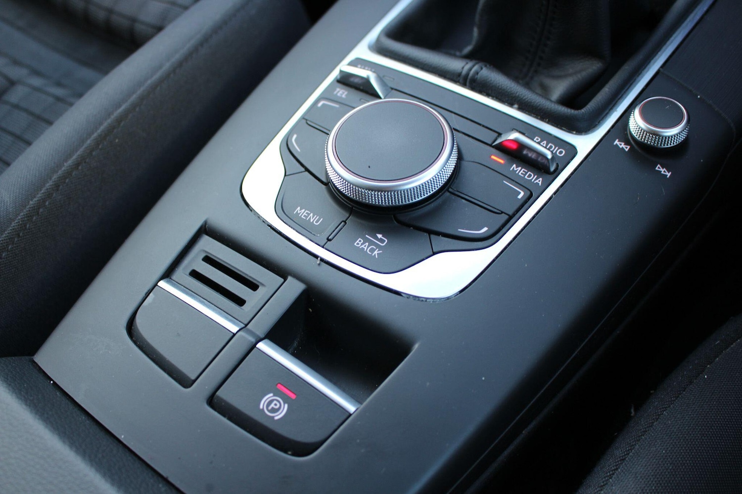 Used Audi A3 2014 for sale - 76935867: Photo 32