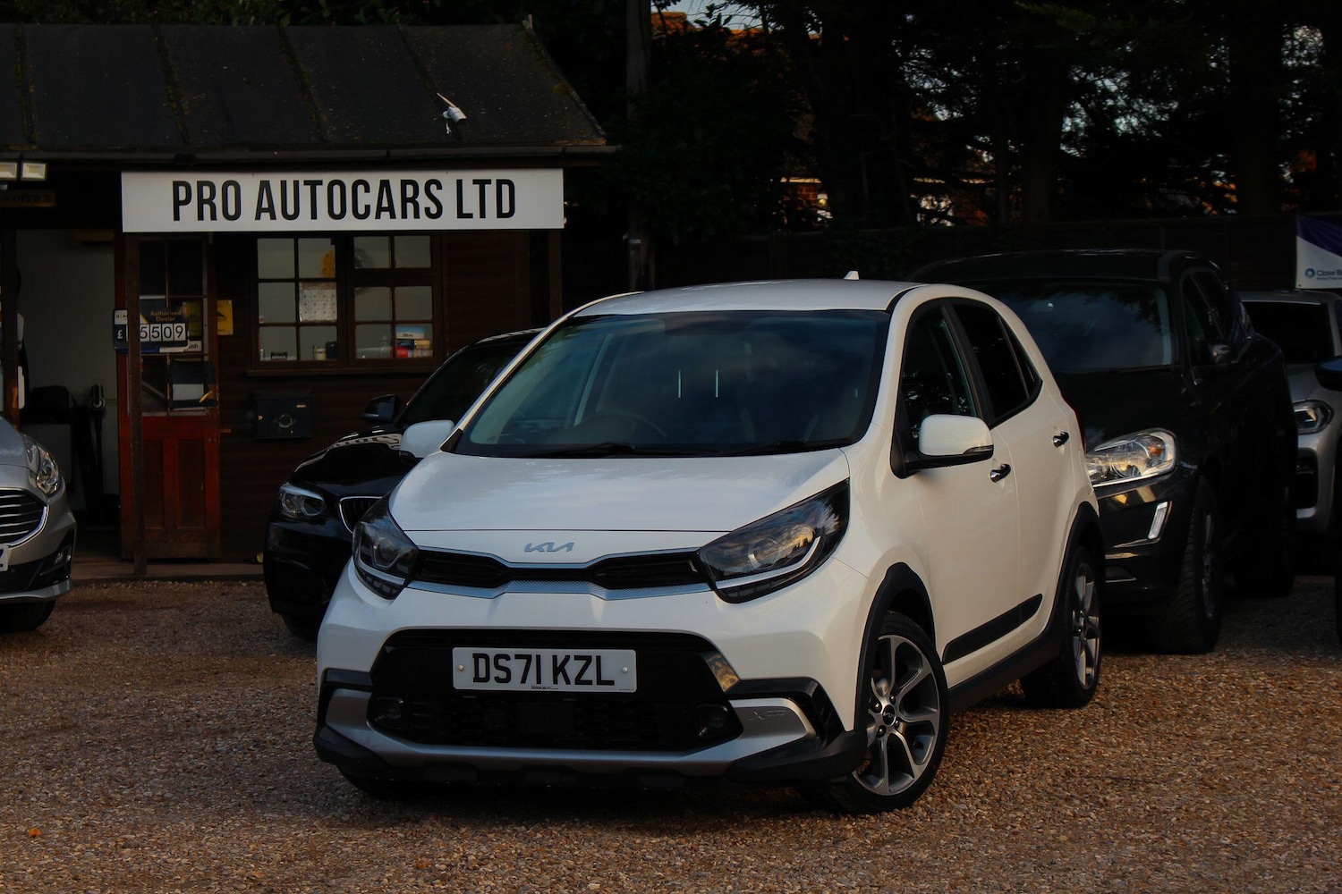 Used Kia Picanto 2022 for sale - 76422683: Photo 2