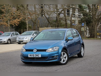 Used Volkswagen Golf 2016 for sale - 77646642: Photo