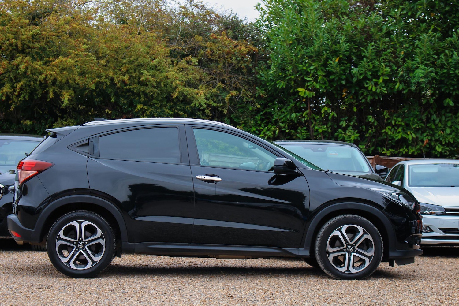 Used Honda HR-V 2018 for sale - 76084298: Photo 11