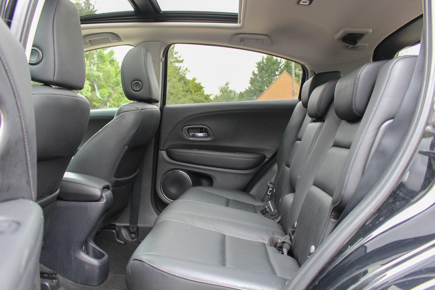 Used Honda HR-V 2018 for sale - 76084298: Photo 24