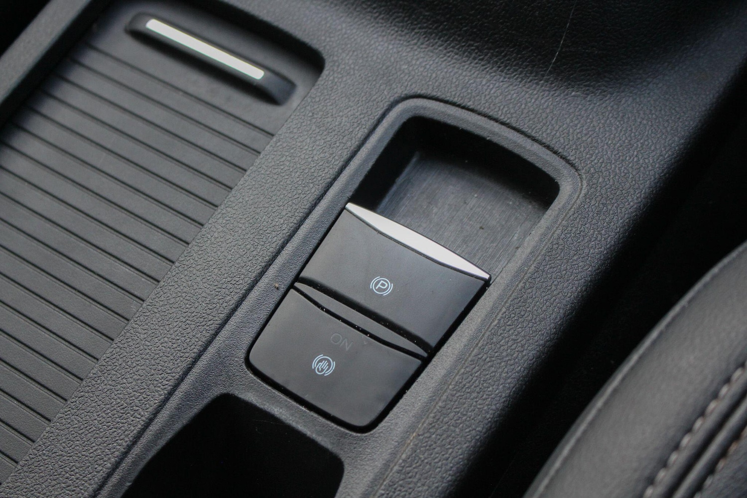 Used Ford Kuga 2020 for sale - 77238372: Photo 42