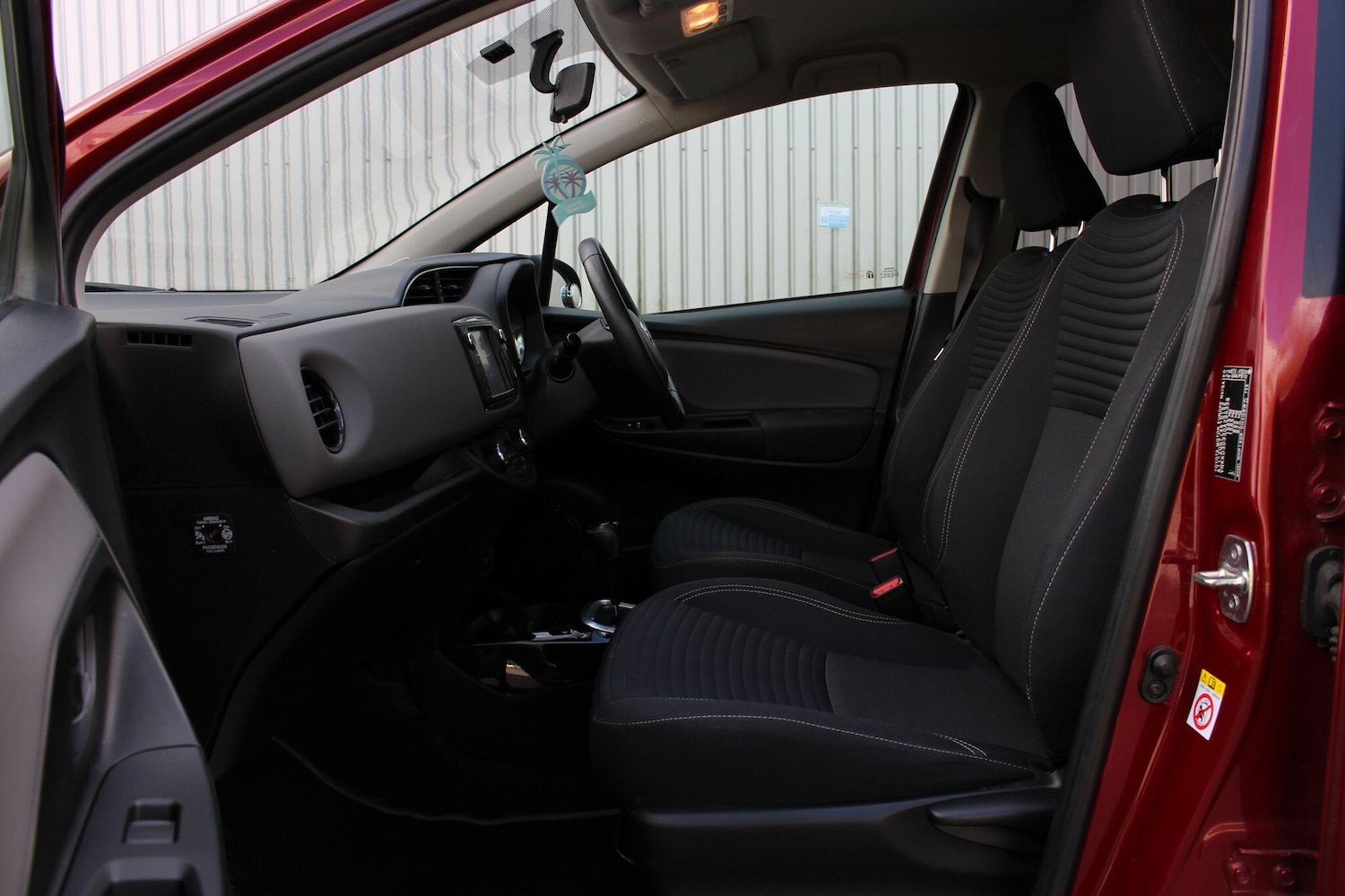 Used Toyota Yaris for sale - 78214349: Photo 21