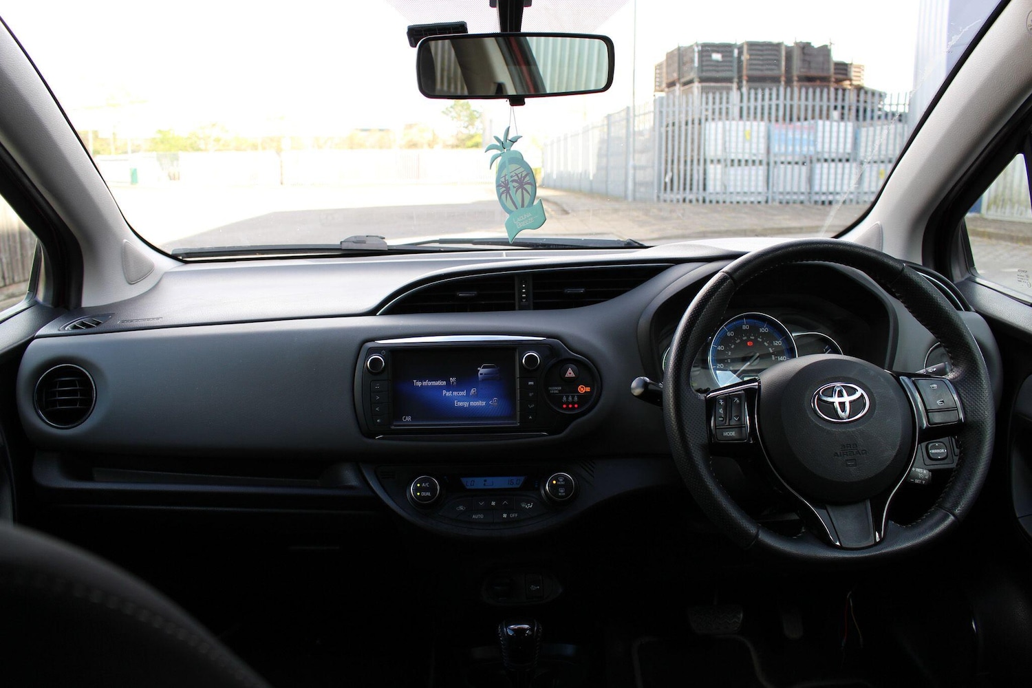 Used Toyota Yaris for sale - 78214349: Photo 23