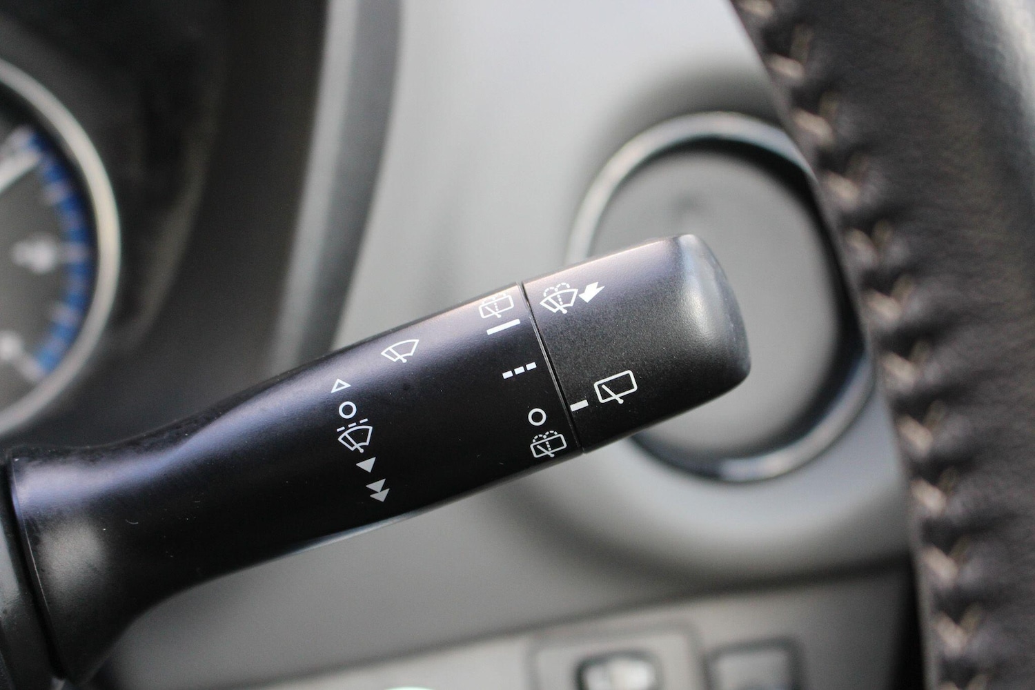 Used Toyota Yaris for sale - 78214349: Photo 31