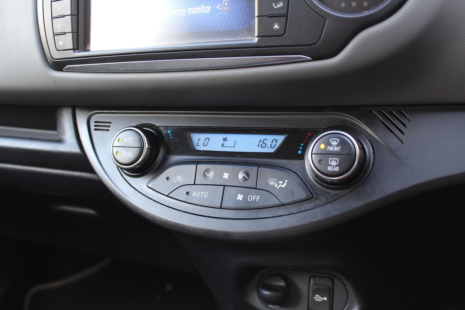 Used Toyota Yaris for sale - 78214349: Photo 36