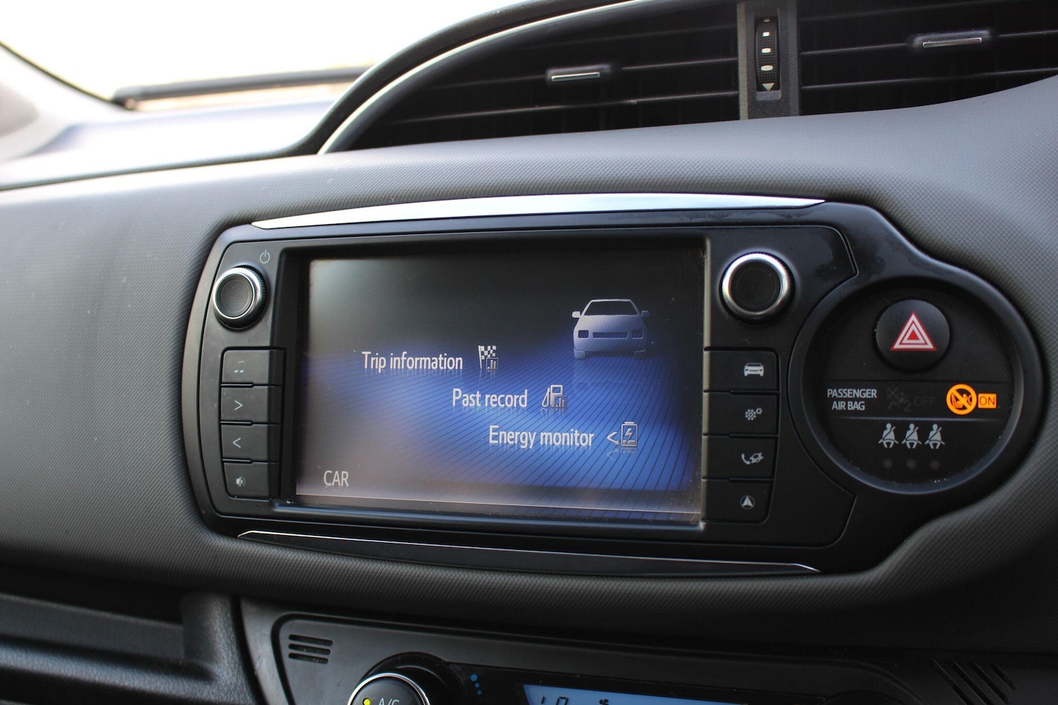 Used Toyota Yaris for sale - 78214349: Photo 37