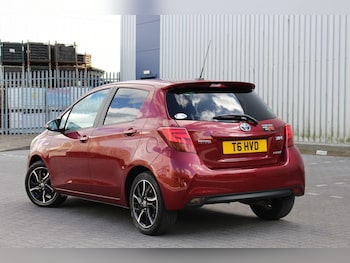 Used Toyota Yaris 2016 for sale - 78214349: Photo