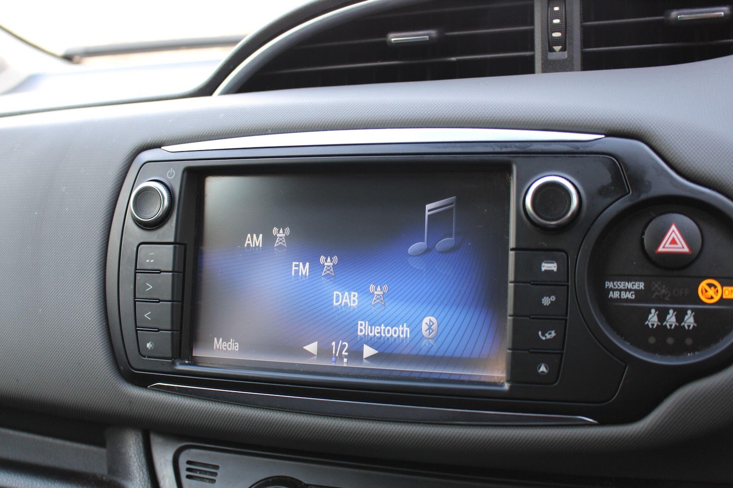 Used Toyota Yaris for sale - 78214349: Photo 40