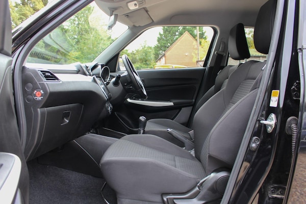 Used Suzuki Swift 2020 for sale - 76238760: Photo 21