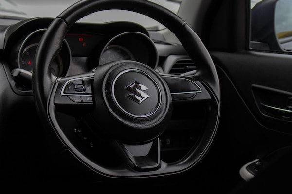 Used Suzuki Swift 2020 for sale - 76238760: Photo 24