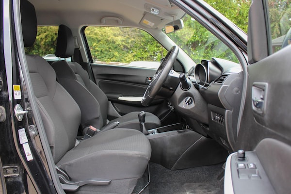 Used Suzuki Swift 2020 for sale - 76238760: Photo 26