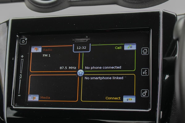 Used Suzuki Swift 2020 for sale - 76238760: Photo 38