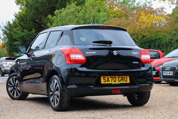 Used Suzuki Swift 2020 for sale - 76238760: Photo 3