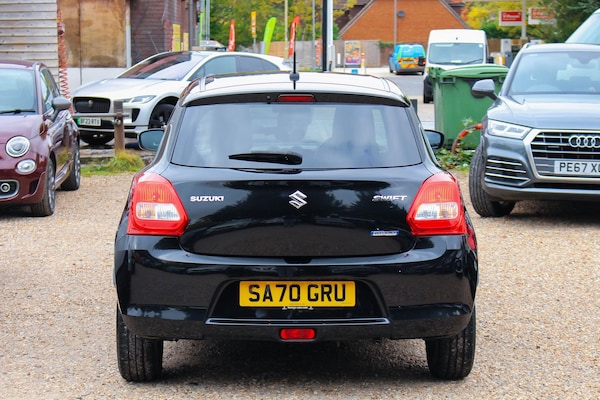 Used Suzuki Swift 2020 for sale - 76238760: Photo 5