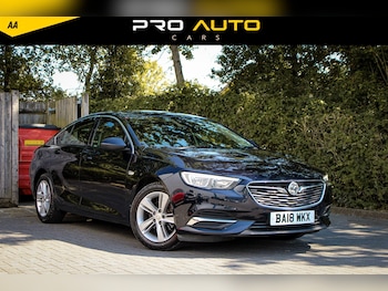 Used Vauxhall Insignia 2018 for sale - 79612921: Photo