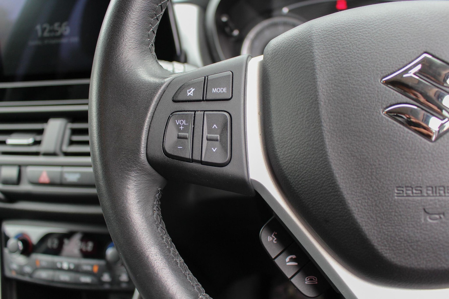 Used Suzuki SX4 S-Cross 2023 for sale - 76099290: Photo 34