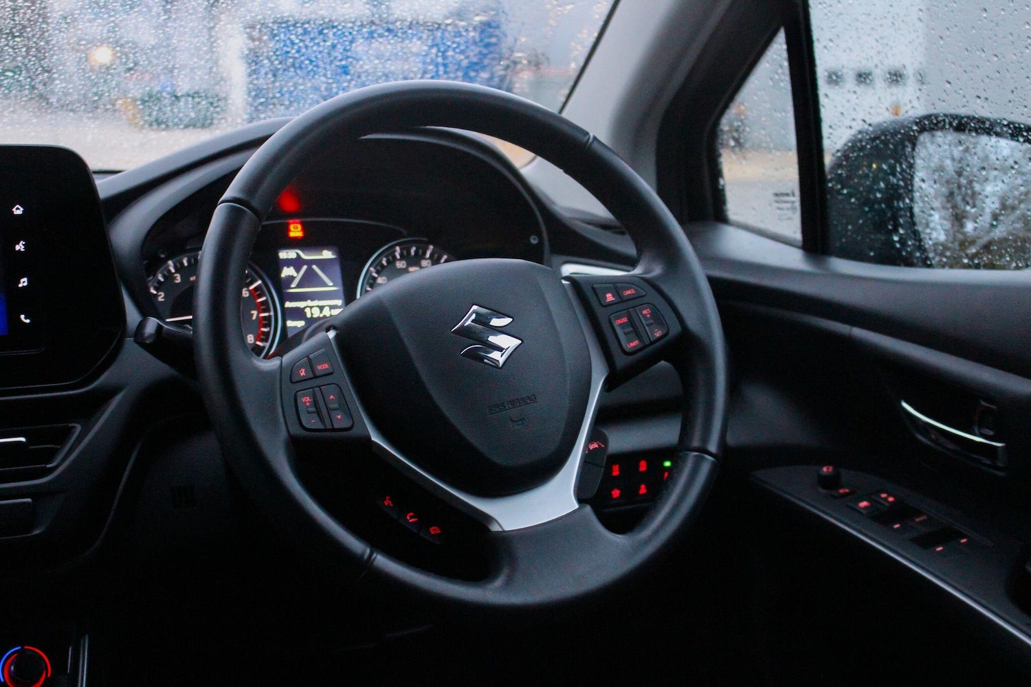 Used Suzuki SX4 S-Cross 2023 for sale - 76743368: Photo 25