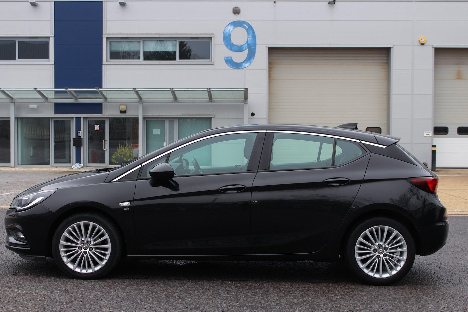 Used Vauxhall Astra 2017 for sale - 77799119: Photo 19