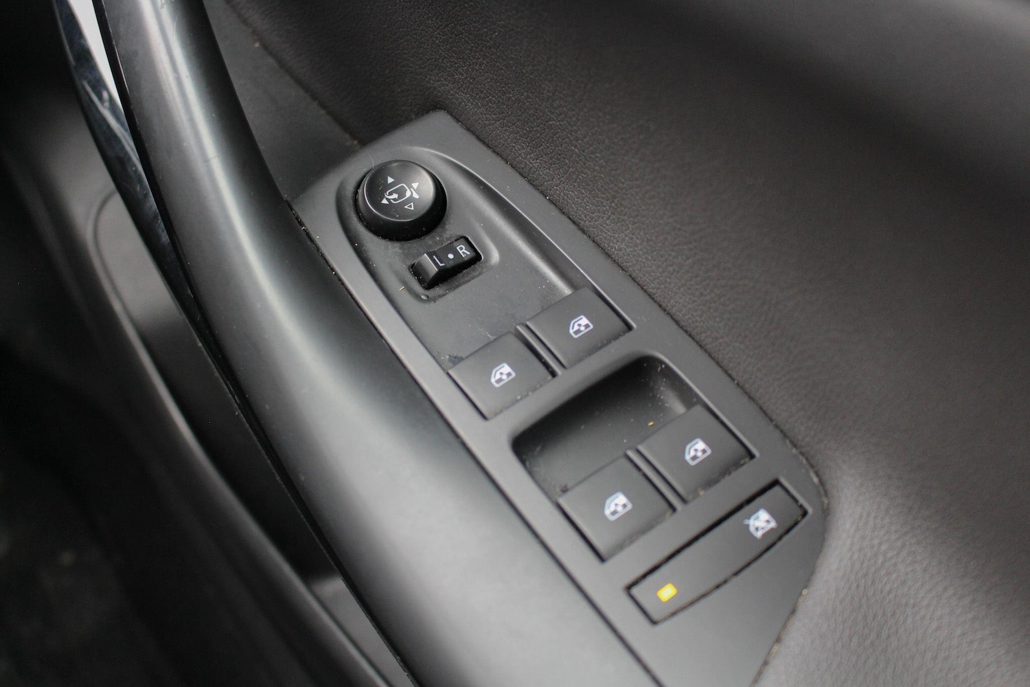 Used Vauxhall Astra 2017 for sale - 77799119: Photo 26