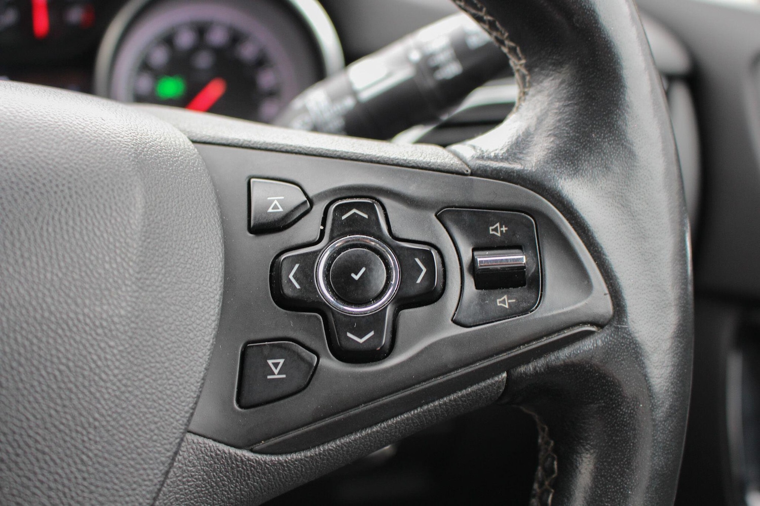 Used Vauxhall Astra 2017 for sale - 77799119: Photo 28