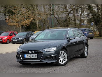 Used Audi A4 Avant 2019 for sale - 77823521: Photo