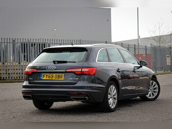 Used Audi A4 Avant 2019 for sale - 77823521: Photo