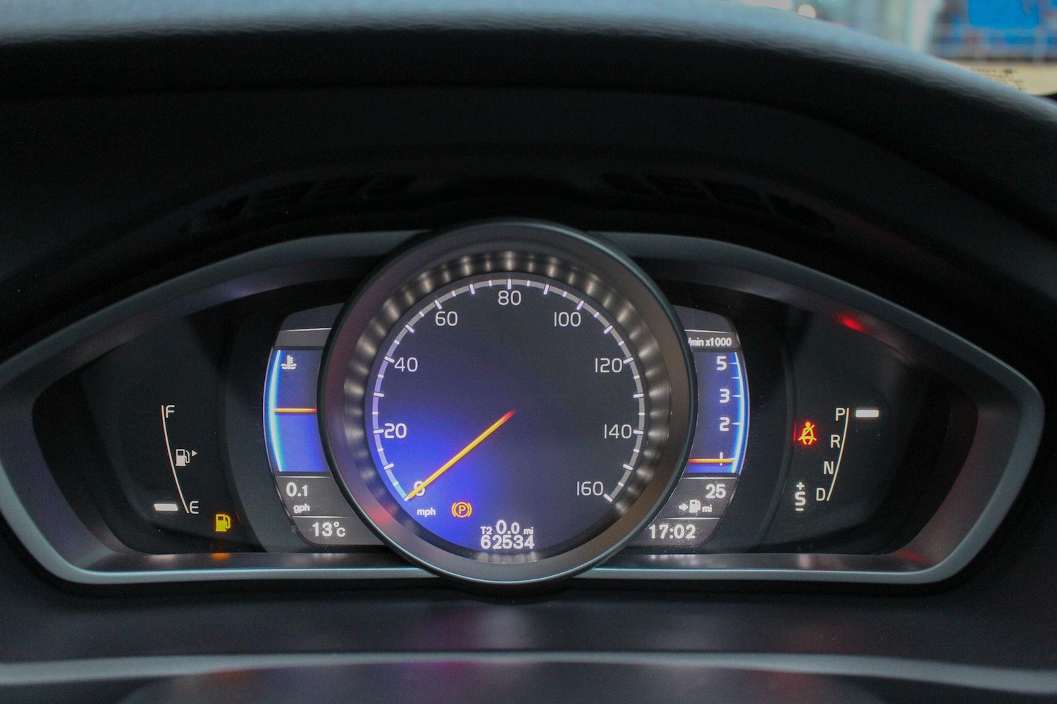 Used Volvo V40 2018 for sale - 77637464: Photo 38