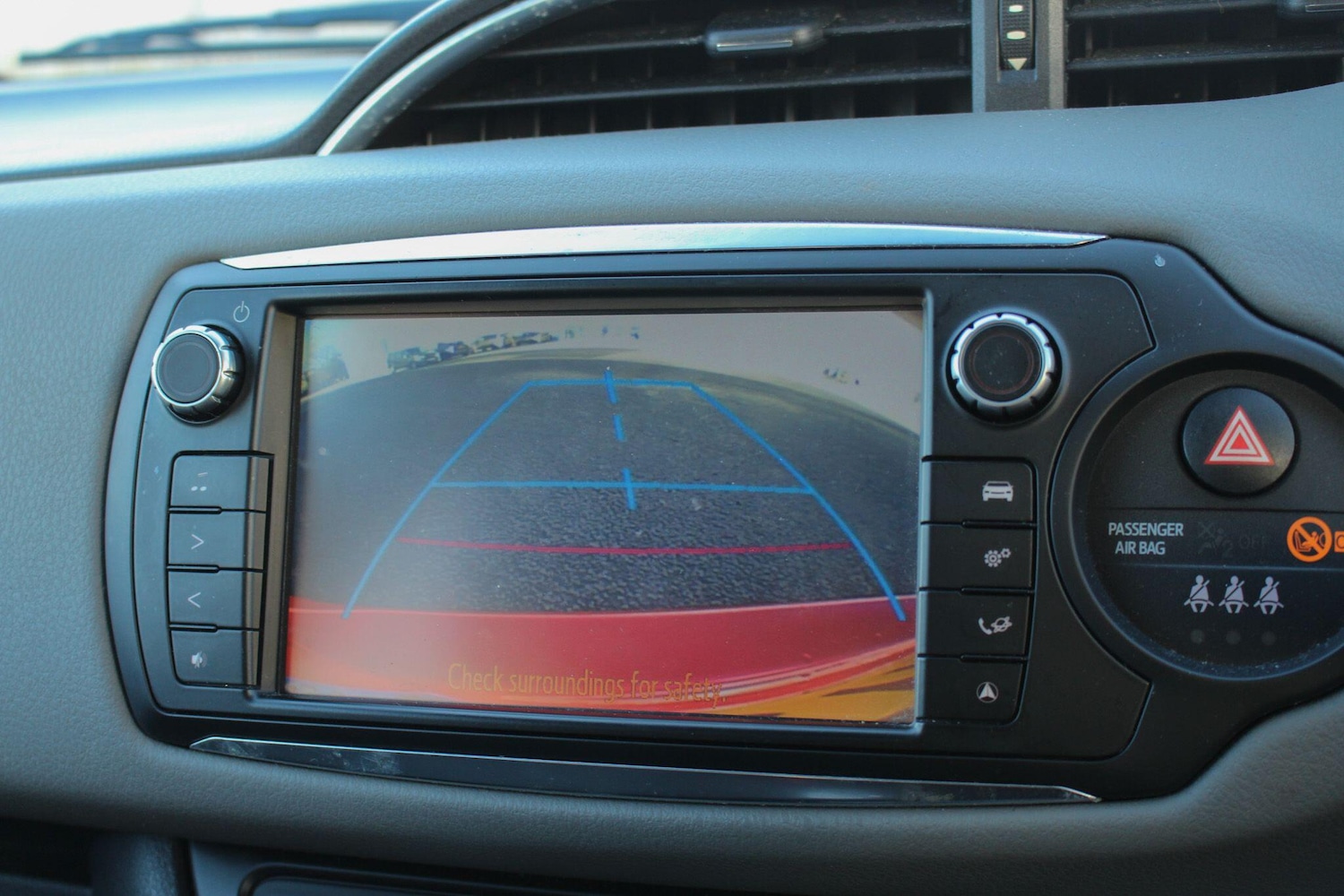 Used Toyota Yaris 2016 for sale - 77091159: Photo 57