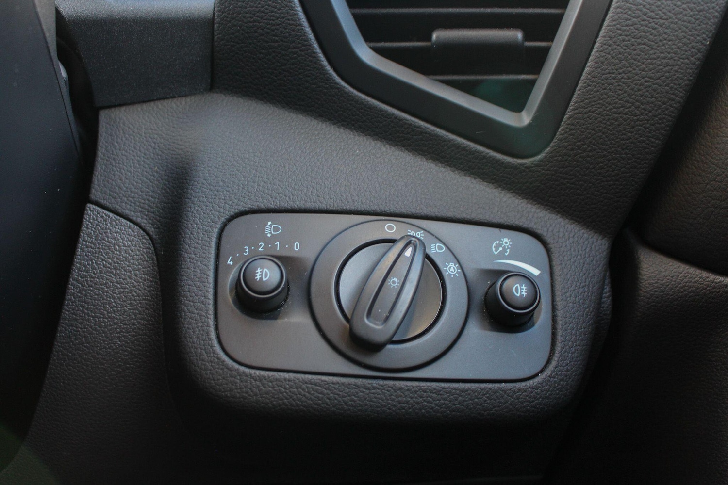 Used Ford Kuga 2019 for sale - 76952231: Photo 33