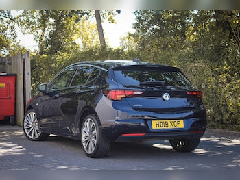 Used Vauxhall Astra 2019 for sale - 79495970: Photo