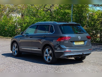 Used Volkswagen Tiguan 2018 for sale - 78388317: Photo