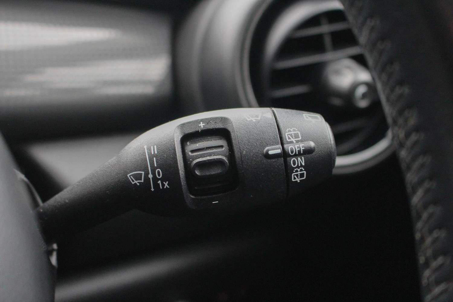 Used MINI Hatch 2017 for sale - 76633651: Photo 31