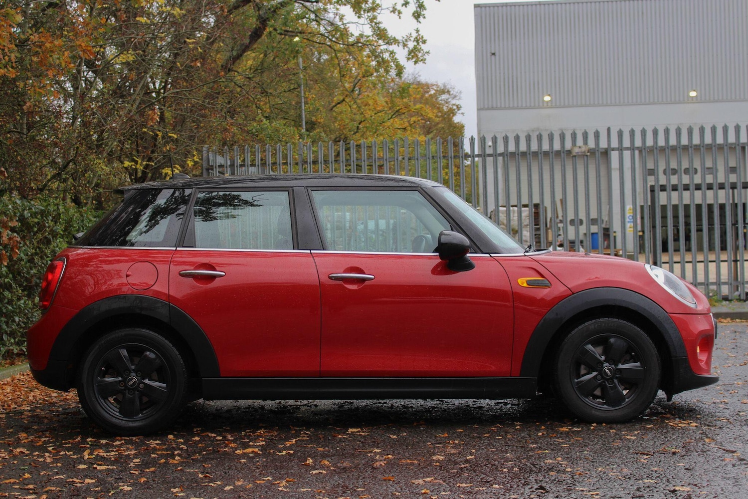 Used MINI Hatch 2017 for sale - 76633651: Photo 9