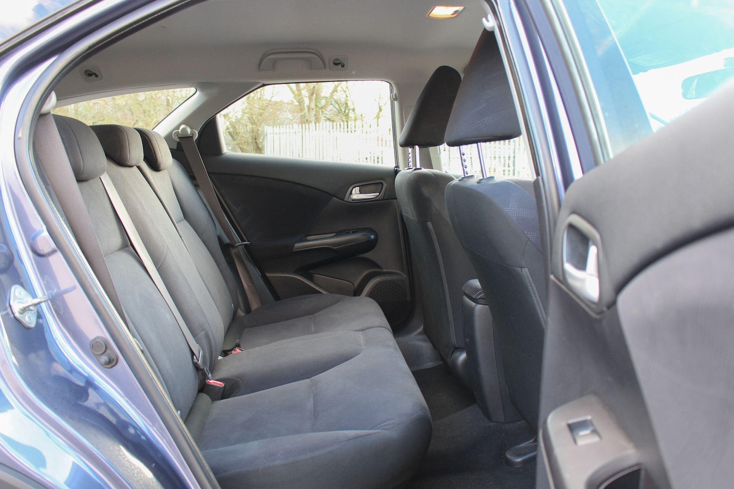 Used Honda Civic 2015 for sale - 77040191: Photo 25