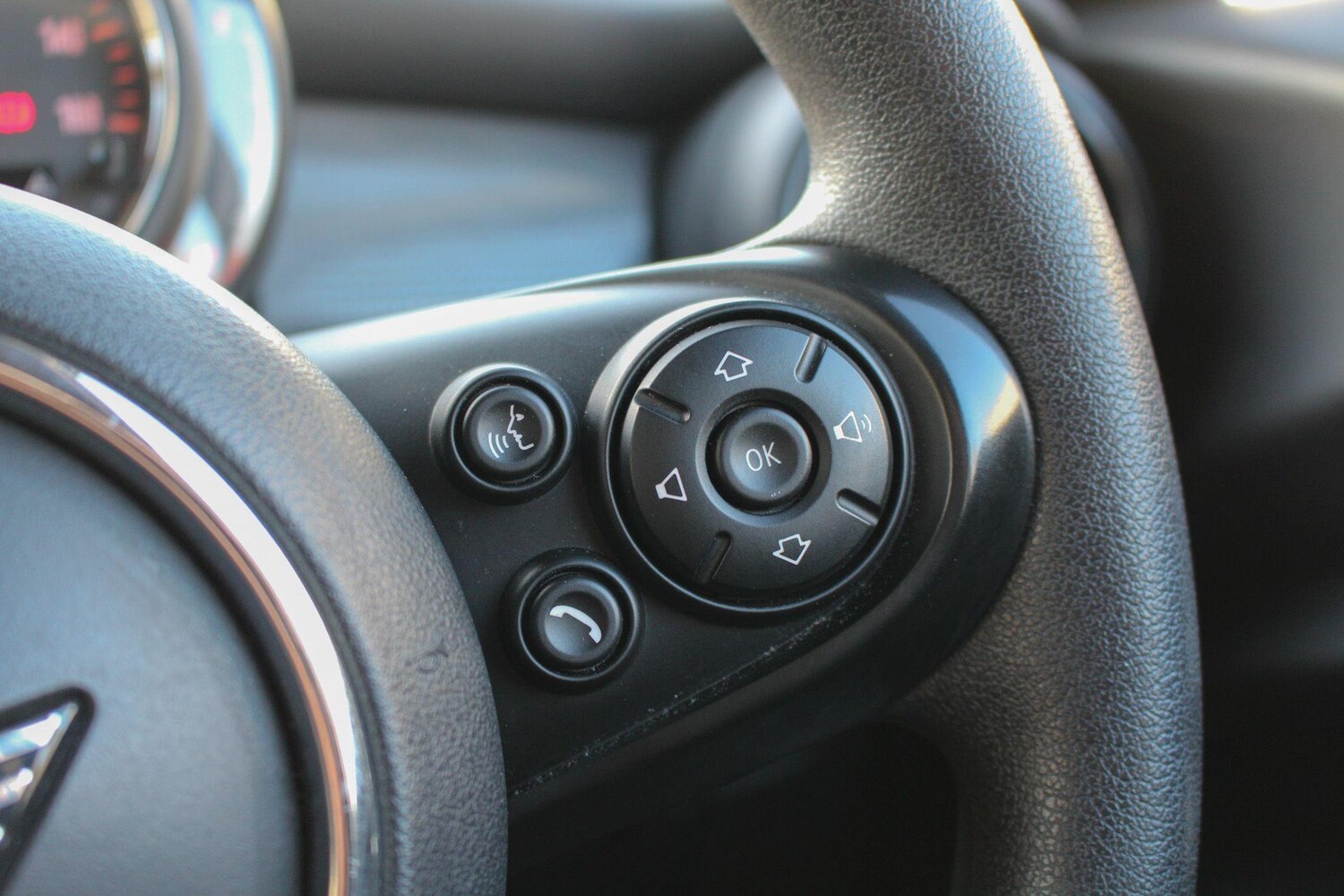 Used MINI Hatch 2019 for sale - 76759375: Photo 22