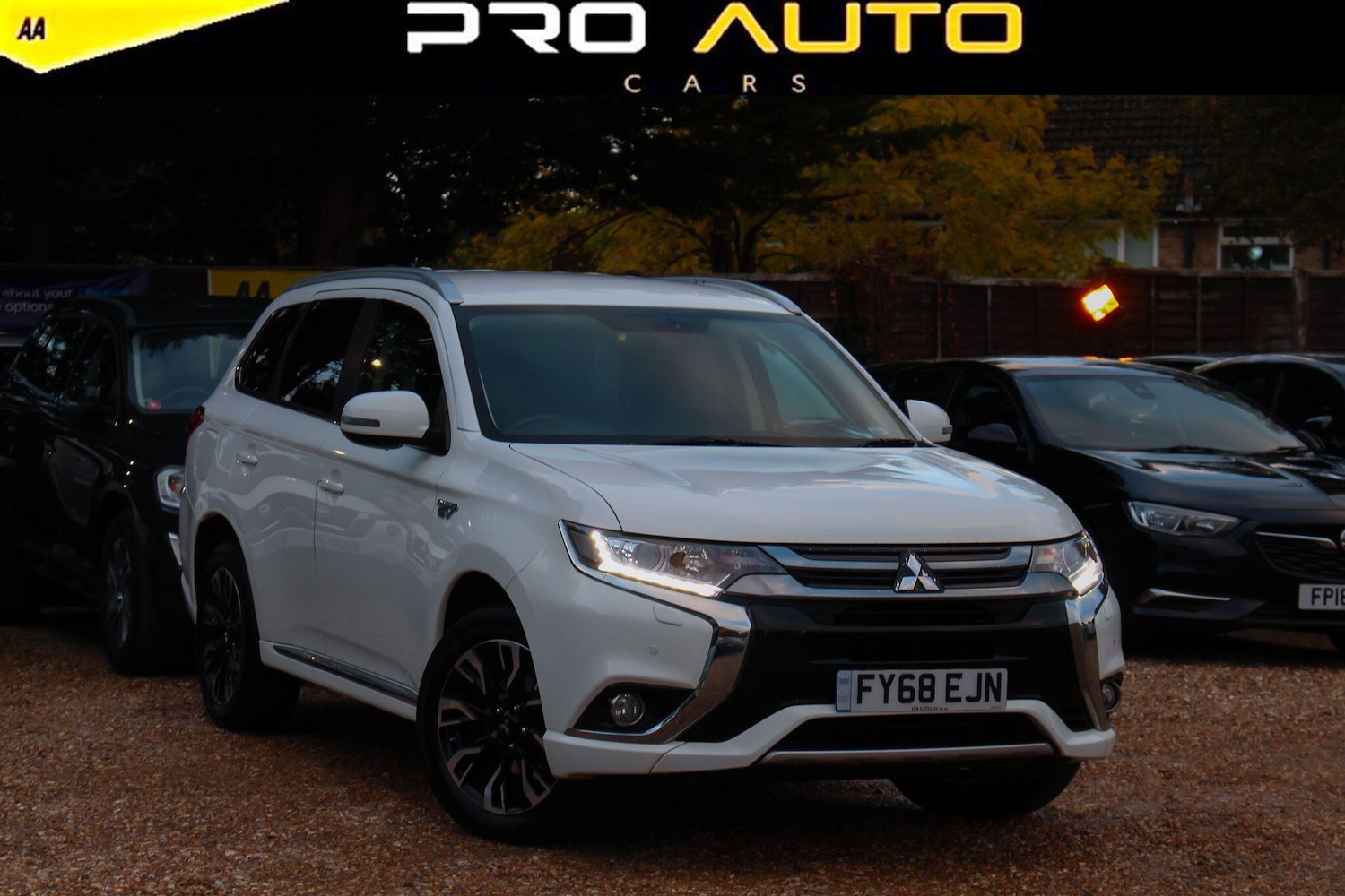 Used Mitsubishi Outlander 2018 for sale - 76336100: Photo 1