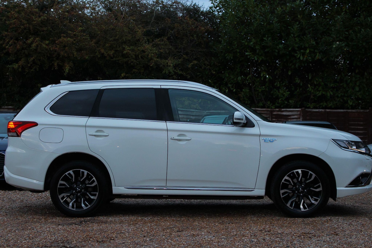 Used Mitsubishi Outlander 2018 for sale - 76336100: Photo 12