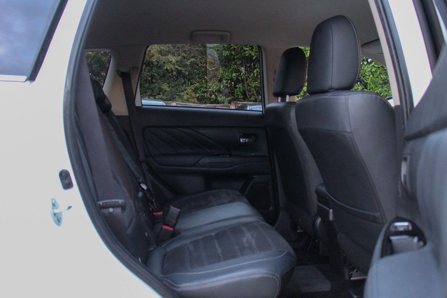Used Mitsubishi Outlander 2018 for sale - 76336100: Photo 27