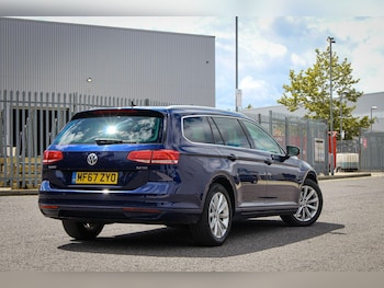Used Volkswagen Passat 2017 for sale - 78897910: Photo