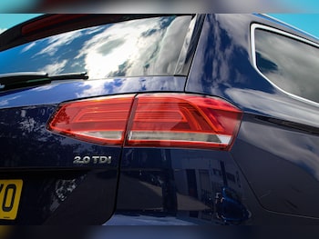 Used Volkswagen Passat 2017 for sale - 78897910: Photo