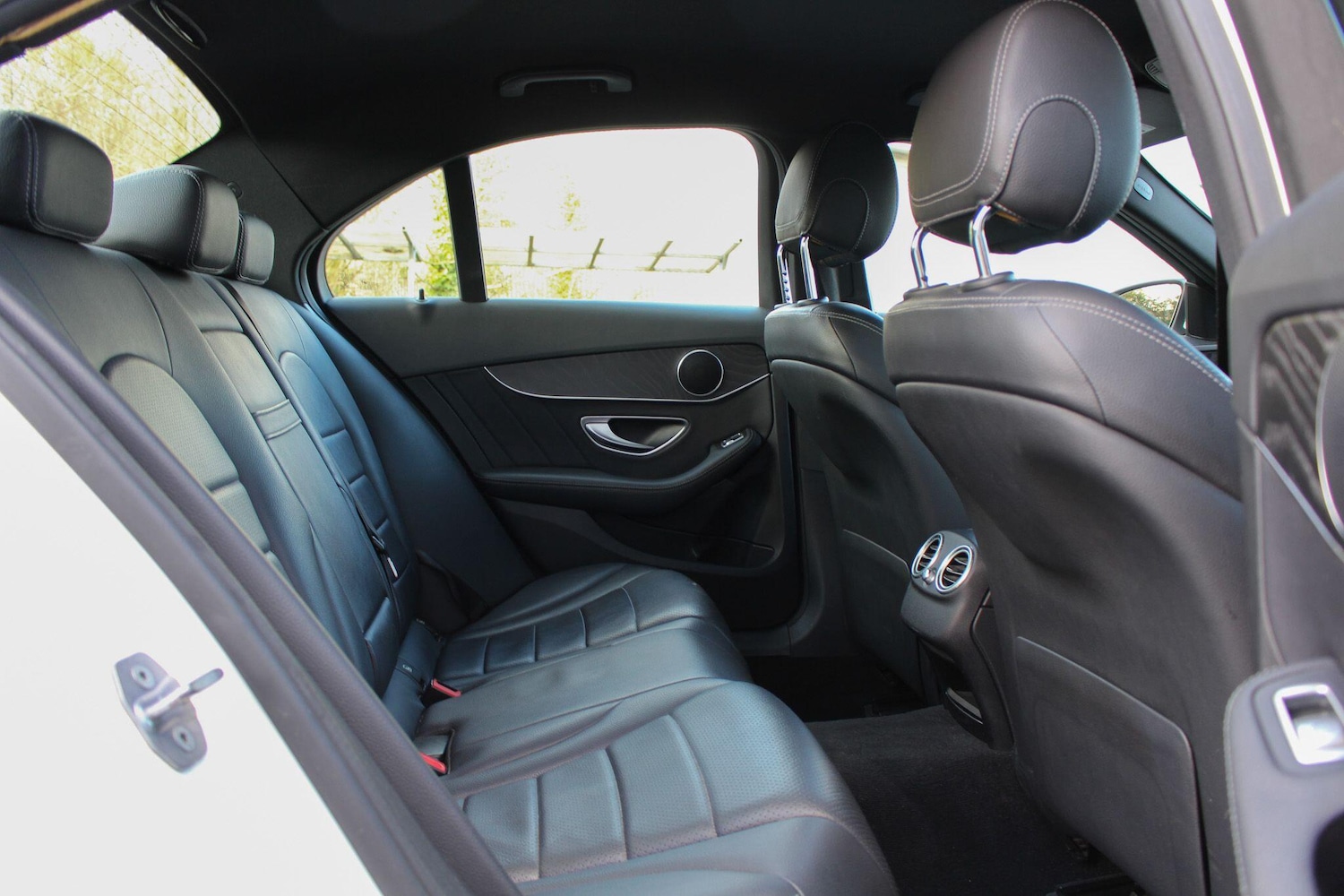 Used Mercedes-Benz C Class 2018 for sale - 78062632: Photo 23