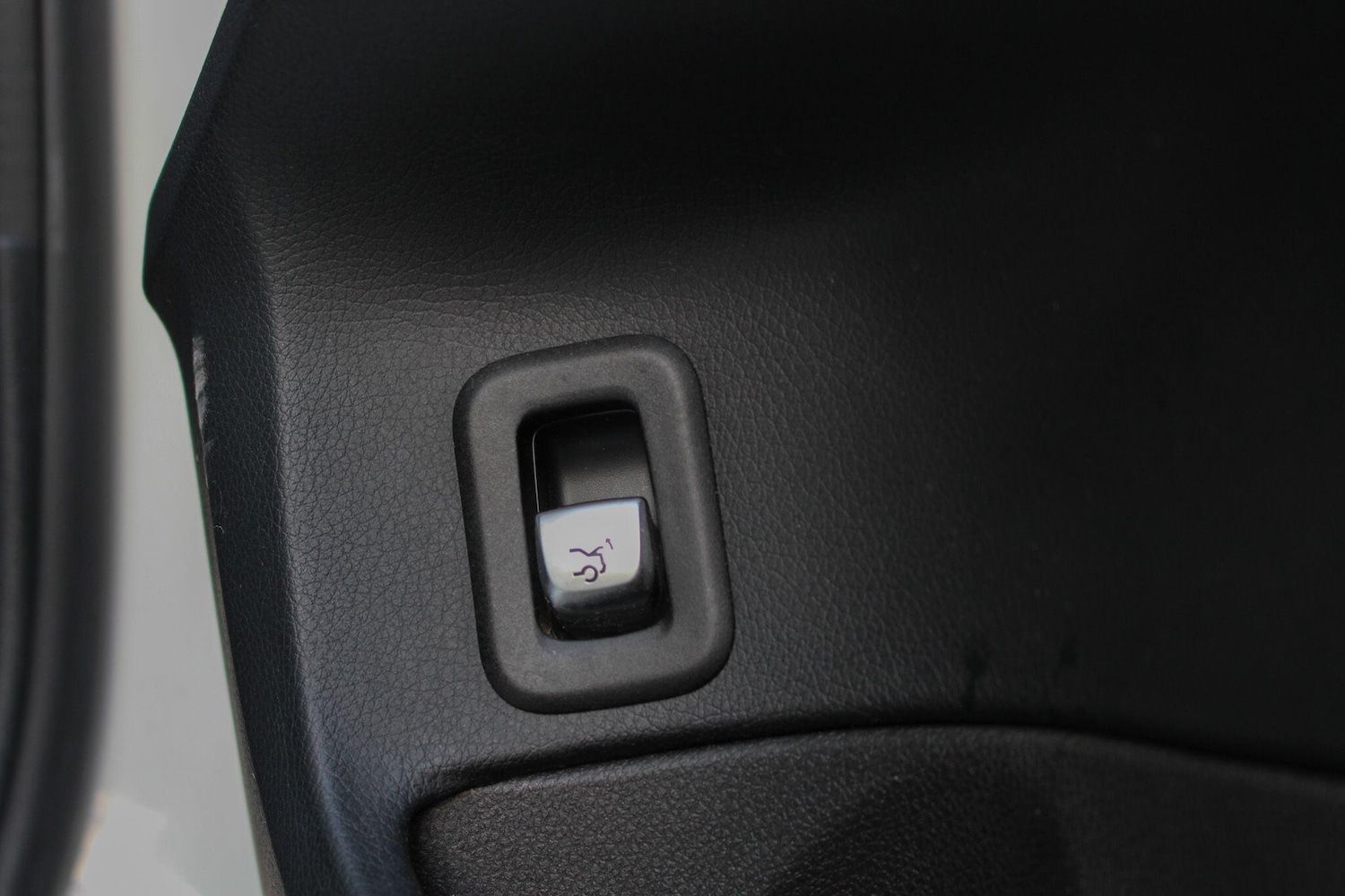 Used Mercedes-Benz C Class 2018 for sale - 78062632: Photo 26