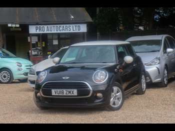 Used MINI Hatch 2018 for sale - 75140521: Photo