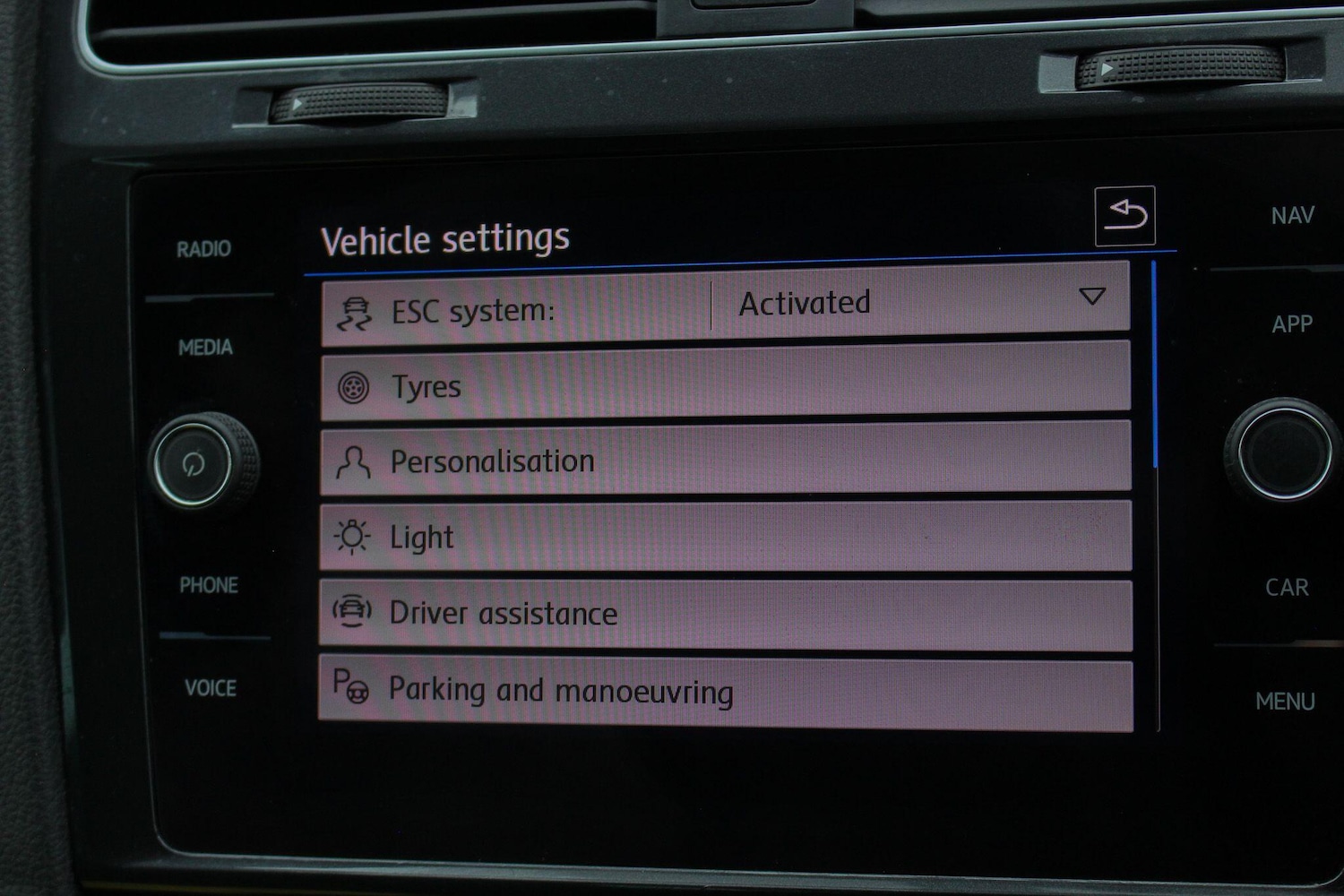 Used Volkswagen Golf 2018 for sale - 77040855: Photo 48